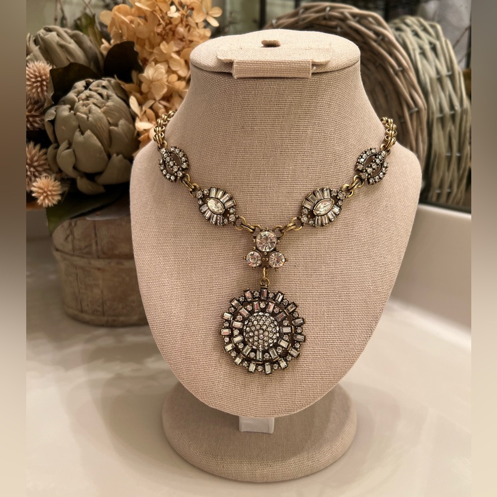 EUC! JCrew Vintage Gold and Crystal Medallion Drop Necklace.